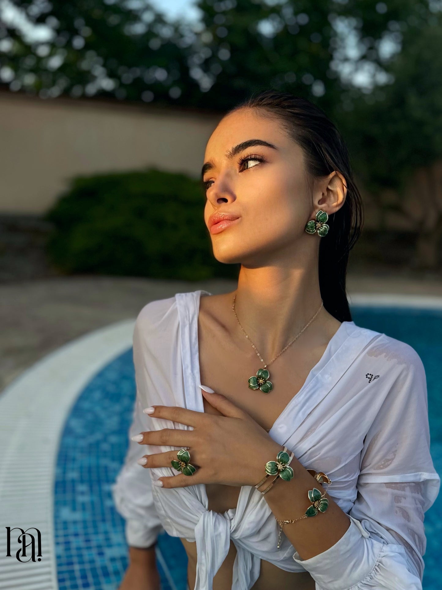 Гривни FLORA ETERNA