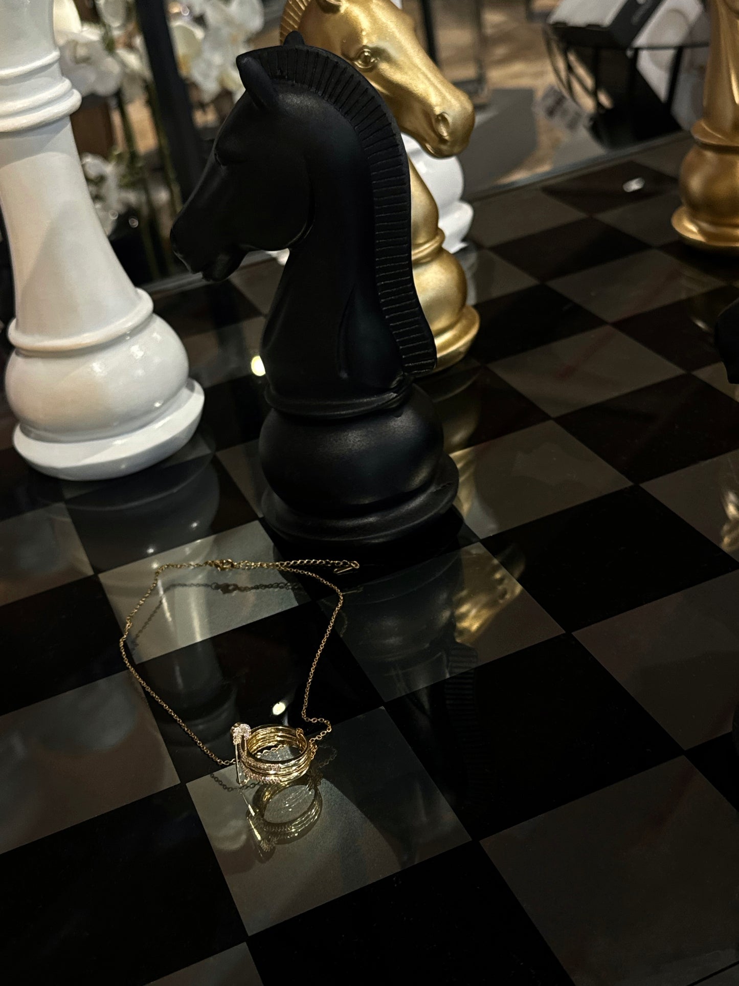 Колие SAFETY PIN